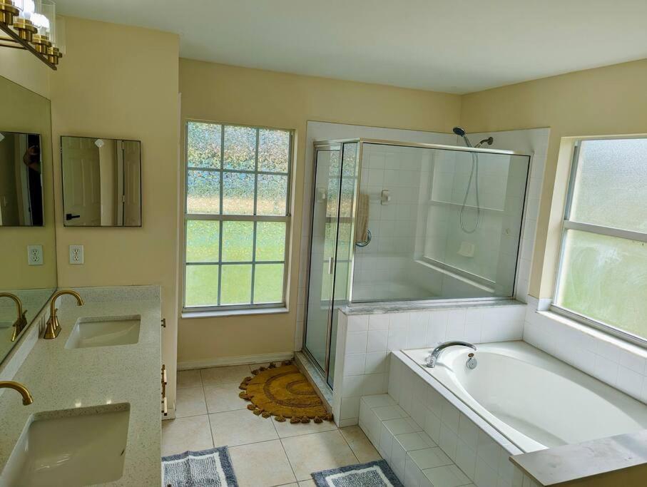Spacious Family Retreat - Pet Friendly Vero Beach Exterior photo
